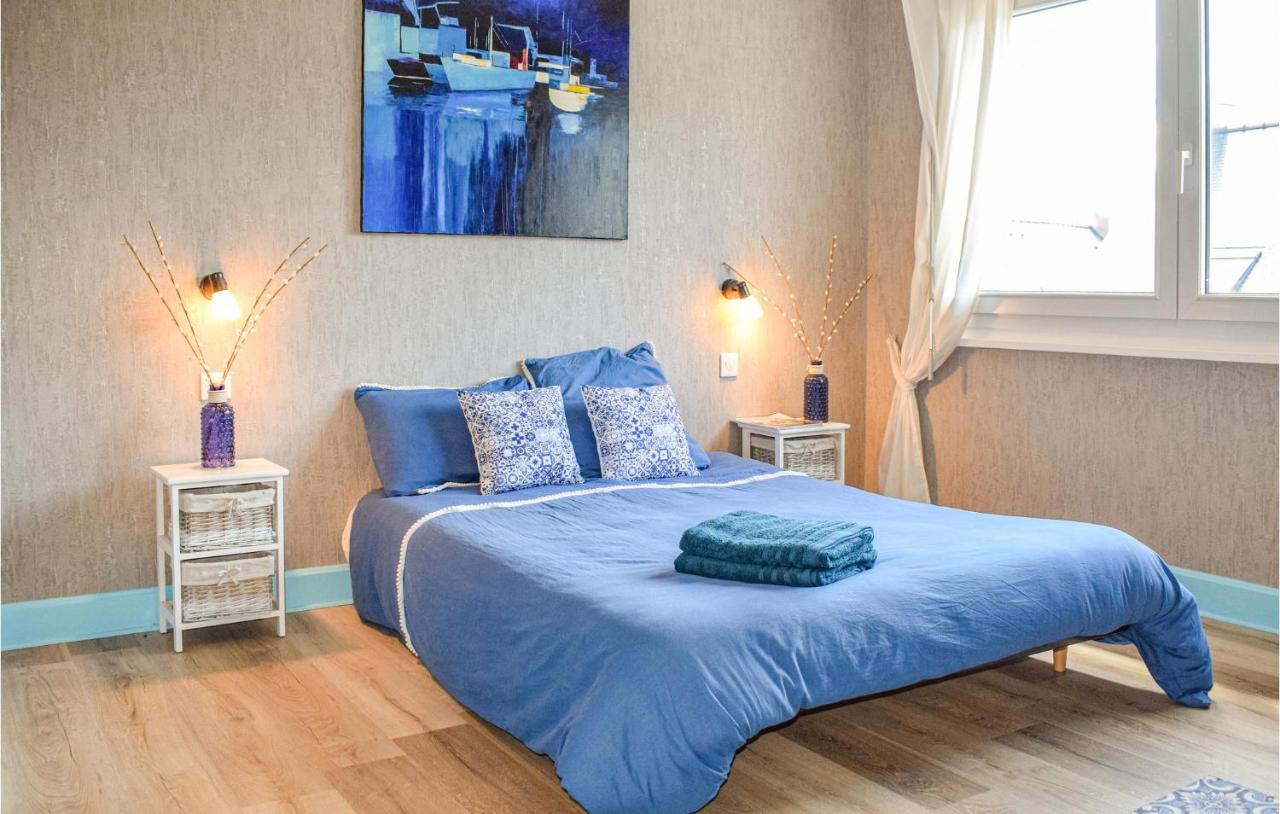 Amazing home in Lézardrieux with 5 Bedrooms Extérieur photo